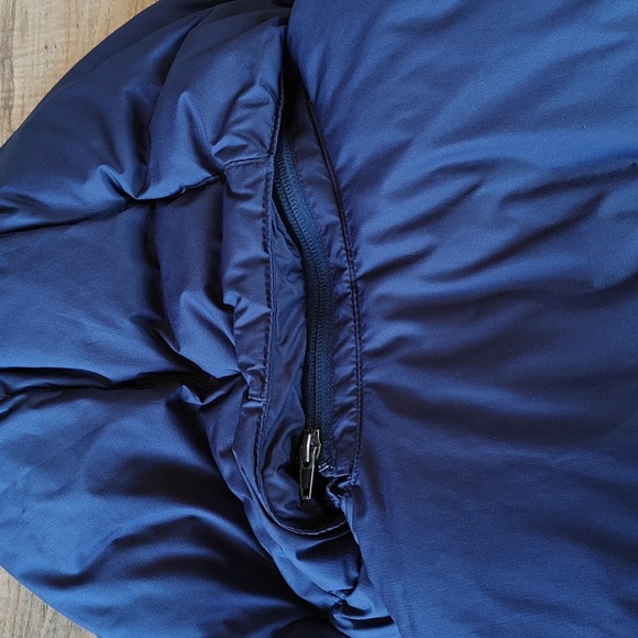 GUC Navy Down Coat - Picture 8 of 9